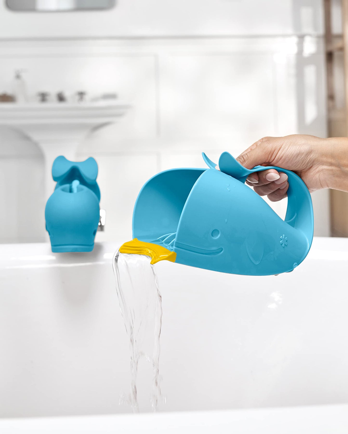 Skip Hop Baby Bath Rinse Cup MOBY Tear-free Waterfall Rinser Blue Age 0+
