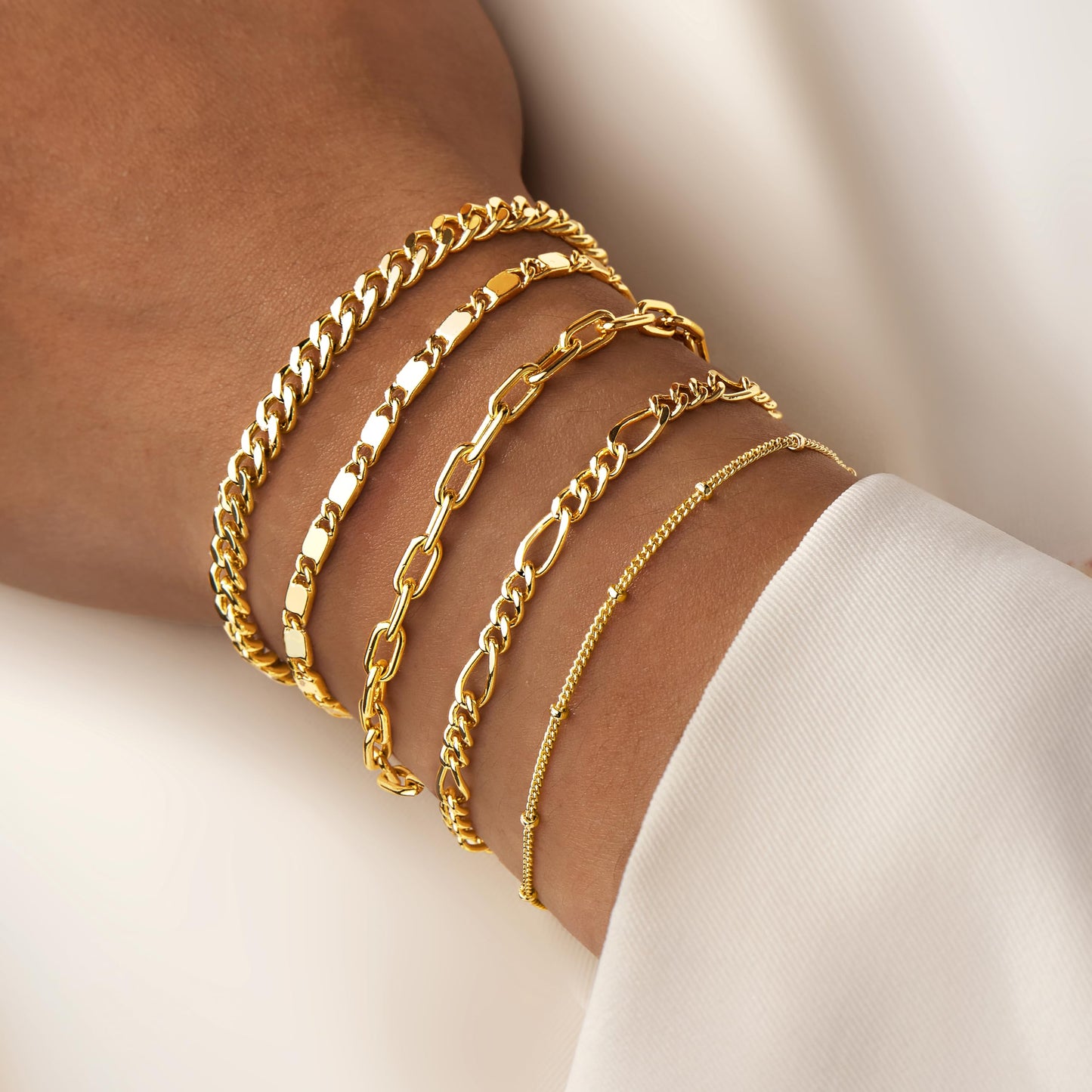 Gokeey Gold Bracelets for Women Trendy 14K Real Gold Jewelry Sets Stack Dainty Stackable Paperclip Cuban Figaro Chain Bracelets Pack Layered Link Chain Bracelet for Women Cute 5pcs Adjustable
